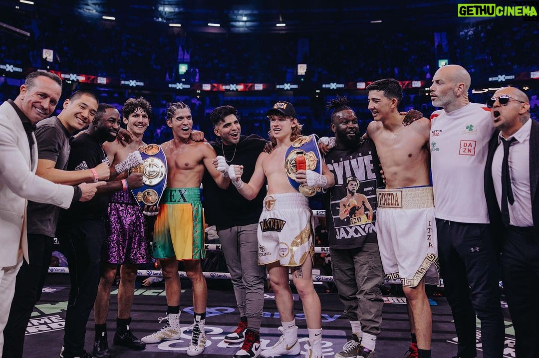 Alex Wassabi Instagram - an honor sharing the ring with these men. finally got the epic back & forth fight I’ve been looking for! best tag team performance in @misfitsboxing history! 🧨