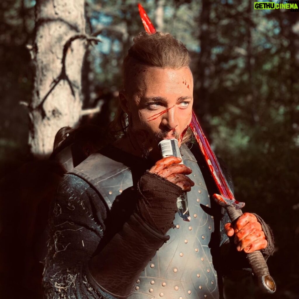 Alexander Dreymon Instagram - If I got a popsicle every time I save Wessex without reward, my name would be Uhtred of Diabetes