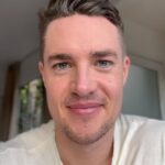 Alexander Dreymon Instagram - Hope to see you in NYC on April 4! Link in bio for a chance to win tickets. 💪❤️😘 #TheLastKingdom #SevenKingsMustDie