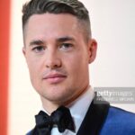 Alexander Dreymon Instagram - Date night with @aw. No big deal. #oscars @theacademy Styled by the fabulous @warrenalfiebaker Thank you @brunellocucinelli_brand for the gorgeous tux! Tailored by @cestlavie_violette Watch: @omega Photo credits @gettyimages, @gettyentertainment &: 1. Arturo Holmes @arturoholmesphotos 2. Frederic J. Brown @frederic.brown 3. Kevin Mazur @kevinmazur 4. Lexie Moreland @lexieblacklock & @wwd