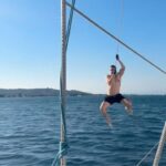 Alexander Dreymon Instagram - Can a vacation be too relaxing? #dumbwaystodie #sailing #vacation #training