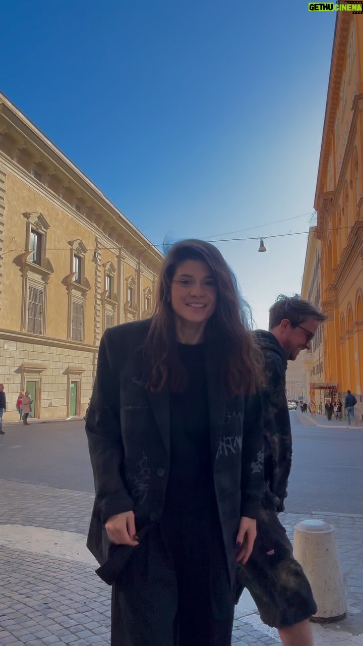 Alexander Petrov Instagram - история нашего знакомства 😂❤️ Rome, Italy