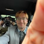 Alexander Petrov Instagram - Кого нужно научить делать селфи - обращайтесь! Сергей Козлов @kosloff d.o.p. | #Надвое