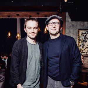 Alexander Petrov Instagram - Константин Юрьевич! 50! С днём рождения! Уникальность Хабенского зашкаливает, человечность, харизма и энергия, (про талант после дописал, он уже не обсуждается :)) - всё это дано откуда-то свыше! Здоровья, самое главное и лёгкости в сложнейшей должности худрука МХТ им. Чехова! На каждой съёмочной площадке, где работает Константин Юрьевич вдруг возникает обволакивающая всех теплота и гарантия, что всё будет хорошо! С юбилеем, маэстро!  И большое спасибо за всё!