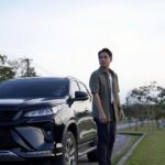 Alexander Rendell Instagram – เป็นทั้งเพื่อนเดินทาง … เพื่อนท่องเที่ยว … my lovely “TOYOTA FORTUNER”

#FORTUNER #SIGNATUREOFEXCELLENCE