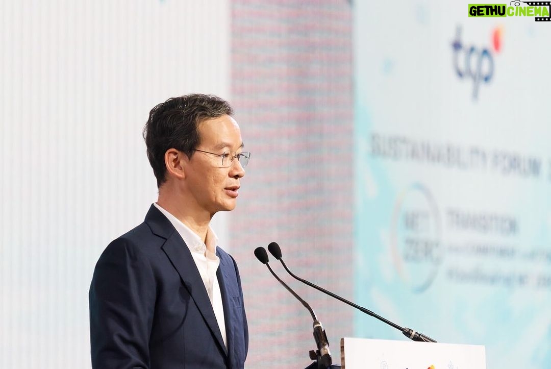 Alexander Rendell Instagram - มาร่วมงาน TCP Sustainability Forum 2023 เห็นได้ชัดเลยว่าวิกฤตโลกความรุนแรงเพิ่มขึ้นเเละเเรงขึ้นอย่างชัดเจน ปี2023 เป็นปีที่มีภัยพิบัติเยอะที่สุดเท่าที่เคยมีมา คำว่า Global Warming กลายเป็น Global Boiling ส่วน Climate Change ก็กลายเป็น Climate Catastrophe ... มันวิกฤตเเล้วจริงๆ เราจะต้องปรับตัวเเละตั้งรับกับการเปลี่ยนแปลงเหล่านี้ให้ได้ ผมพร้อมร่วมเปลี่ยนผ่านสู่ Net Zero ไปพร้อมกับกลุ่มธุรกิจ TCP พร้อมที่จะเปลี่ยนจากเพียง "คำพูด" เป็นการ "กระทำ" อย่างจริงจัง และภายในงานจะมีอะไรน่าสนใจอีกบ้าง สามารถติดตามได้ทางหน้าเพจ Alex Rendell, YouTube ช่อง Alex Rendell และ เพจ TCP Group ได้เลยครับผม #TCP #กลุ่มธุรกิจTCP #TCPGroup #ปลุกพลังเพื่อวันที่ดีกว่า #EnergizingABetterWorldForAll #TCPSustainabilityForum #ร่วมเปลี่ยนผ่านสู่NETZERO