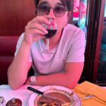 Alexander Rendell Instagram – Grape juice and steak 🍷