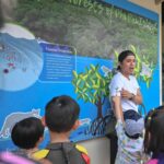 Alexander Rendell Instagram – Dive ที่พีคสุดกับการดำเพื่อทำความเข้าใจ Mangrove Forest … @eecthailand พาเด็กๆมา snorkel เพื่อเห็นถึงความเป็น “โรงเรียนอนุบาล” ของสัตว์ทะเลจนมีนักเรียนถามว่า เเล้วมี teacher ไหม? 🙂 #eecthailand