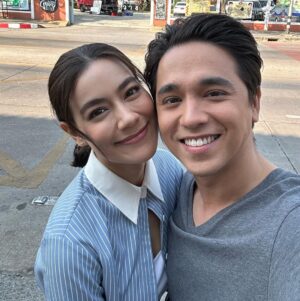Alexander Rendell Instagram - Thats a wrap for my long lost friend! You take care urself Kimmy! After over 10 years you still the same smiley happy person... times change but you dont ❤️ see ya soon 🙌 #สืบลับหมอระบาด