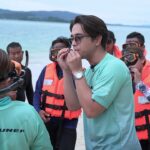 Alexander Rendell Instagram - ขอบคุณ TOYOTA Fortuner ที่ให้ผมได้เข้าร่วมกิจกรรมสุด Exclusive FORTUNER Signature Of Excellence Trip @PHUKET และยังเปิดโอกาสให้ EEC ถ่ายทอดความรู้ และแนวคิดเกี่ยวกับการอนุรักษ์สิ่งแวดล้อมให้กับผู้ใช้ Fortuner ที่มาร่วมทริปในครั้งนี้ เป็นอีกหนึ่งกิจกรรมที่ผมรู้สึกประทับใจมากๆครับ ขอบคุณ TOYOTA Fortuner ที่ร่วมเดินทางไปกับพวกเราตลอดทั้งทริป และรอติดตามกันนะครับ ว่าครั้งหน้าผมจะไปทำกิจกรรมสุด Exclusive แบบนี้ ที่ไหน กับ Fortuner Signature Of Excellence Trip