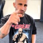 Alexander Volkanovski Instagram - The Great Reign 👑 New supporter tees on sale now 🔥