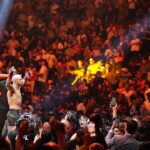 Alexander Volkanovski Instagram - What a moment. Feeling the love. Appreciate you all 🙏🌎