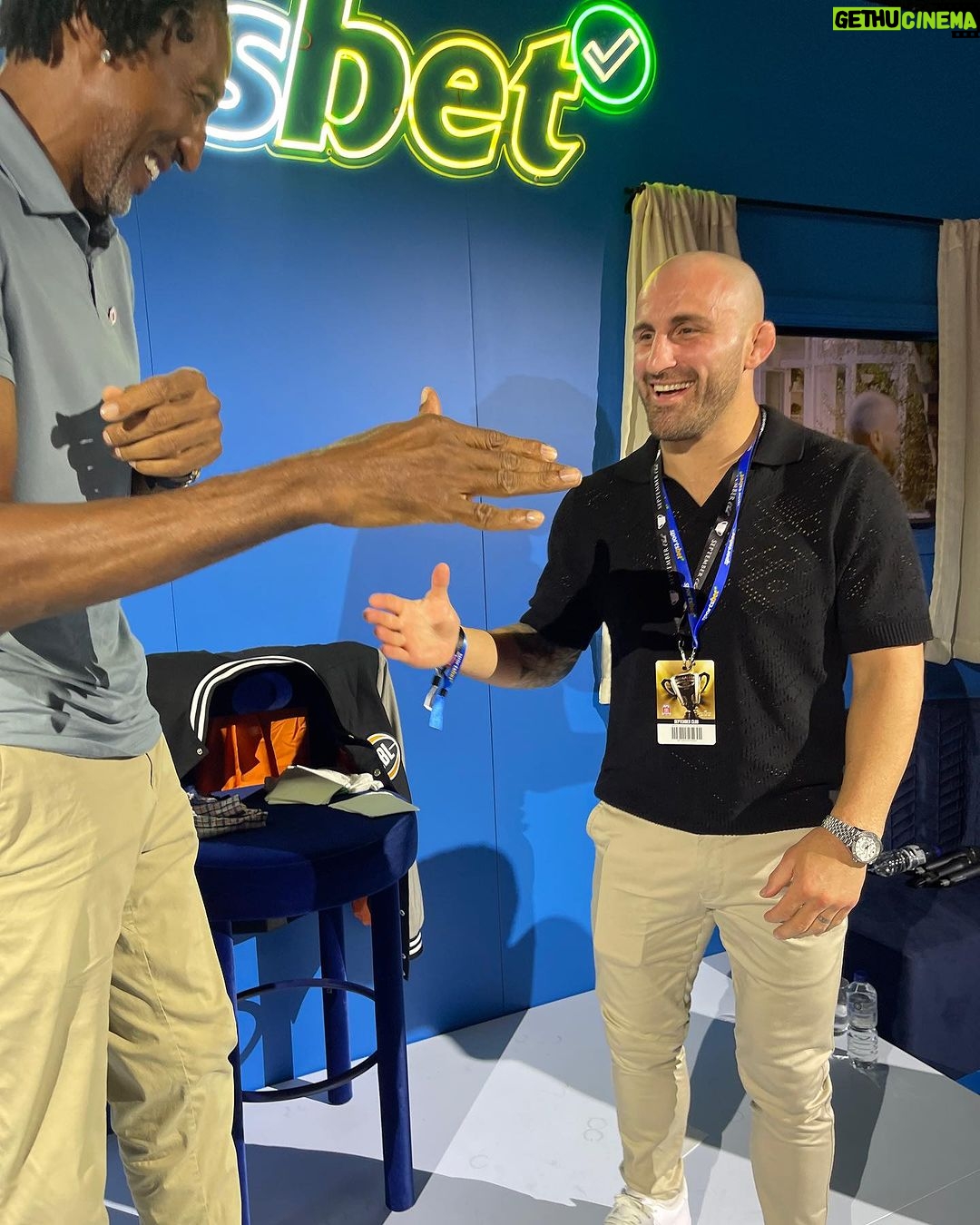 Alexander Volkanovski Instagram - Great weekend with @scottiepippen and the @sportsbetcomau team!