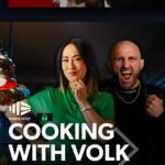 Alexander Volkanovski Instagram - COOKING WITH VOLK! We're on the home stretch to #UFC298, and I'm honoured to mark the occasion by having a chat and a (pre-fight approved) cook-up with the one and only @alexvolkanovski. We talk training diets, mindset, food and family...watch the whole video on @kayosports before it all goes down in Anneheim! Freestyle MMA