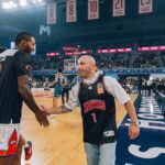 Alexander Volkanovski Instagram - Let’s go @illawarrahawks !! 😤 John Cain Arena