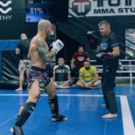 Alexander Volkanovski Instagram - As my wise coach Joe Lopez has always told me… “The inches we need are everywhere around us and on this team, we fight for that inch. On this team, we tear ourselves and everyone else around us to pieces for that inch”. #superbowlsunday Anaheim, California