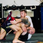 Alexander Volkanovski Instagram - Good to have @bangtaomuaythaimma’s very own @gifi910 in town 🤼📝