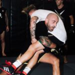 Alexander Volkanovski Instagram - Good to have @bangtaomuaythaimma’s very own @gifi910 in town 🤼📝