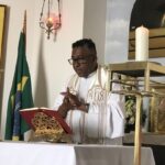 Alexandre Garcia Instagram - Obrigado, Padre João Damasceno. O que ouvi, durante seu aperto de mão, me tornou mais forte.