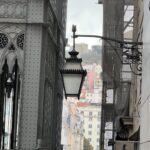 Alexandre Garcia Instagram - Santa Justa, Baixa, São Jorge - três ícones de Lisboa, num outono chuvoso.