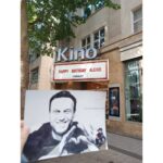 Alexey Navalny Instagram - Спасибо, родные! Я знаю, что я не один. Я знаю, что ни один политзэк в России не брошен. Я знаю, что этот мрак пройдет, что мы победим, что Россия будет мирной, светлой, счастливой страной!