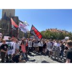 Alexey Navalny Instagram - Спасибо, родные! Я знаю, что я не один. Я знаю, что ни один политзэк в России не брошен. Я знаю, что этот мрак пройдет, что мы победим, что Россия будет мирной, светлой, счастливой страной!