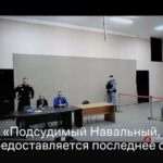 Alexey Navalny Instagram - Прокурор запросила для меня 13 лет колонии строгого режима. Если срок - это цена за мое человеческое право говорить то, что считаю нужным, и гражданское право бороться за лучшее будущее для России, - то могут просить 113. Я не откажусь от своих слов и того, что делал. Мои товарищи тоже — и сегодня я объявил о том, что Фонд борьбы с коррупцией не только не умрет, не закроется , не заглохнет, а выйдет на новый глобальный уровень работы, став международной организацией. И сохранив про этом фокус на расследованиях в отношении кремлевских воров. За меня не переживайте. Я полностью ок и сам переживаю лишь от того, что другие переживают за меня. Попросил даже Юлю не приезжать на приговор 22 марта, а провести день с Захаром, чтобы он не узнавал новости от одноклассников или учителей. В своем последнем слове я говорил, конечно, о войне (начало этой речи - на видео в карусели). О том, как она стала прямым последствием коррупции и деградации. Кровавым прикрытием провала путинского режима. Сейчас мы все не должны просто ойкать, акать, каяться и причитать. Каждый должен действовать. По-своему, как может, с учетом обстоятельств, но действовать. Четко, как завещал один наш великий писатель, цитатой которого я завершил выступление, Л. Н. Толстой: «Война — произведение деспотизма. Те, которые хотят бороться с войной, должны бороться только с деспотизмом».