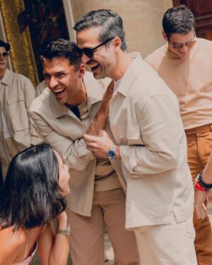 Alfonso Herrera Instagram - Fuimos a un Oasis jugamos Petanca y ganó 🇲🇽

#BorninOasi
@zegnaofficial 
#ZegnaSS24
@marcopionato 📸