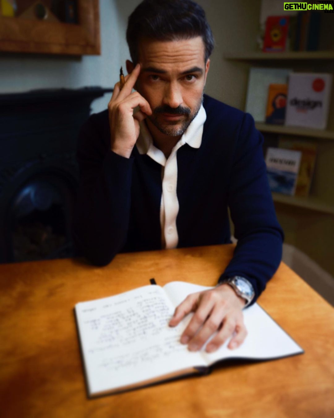 Alfonso Herrera Instagram - @Montblanc #InspireWriting #MontblancLibrarySpirit London, Unιted Kingdom