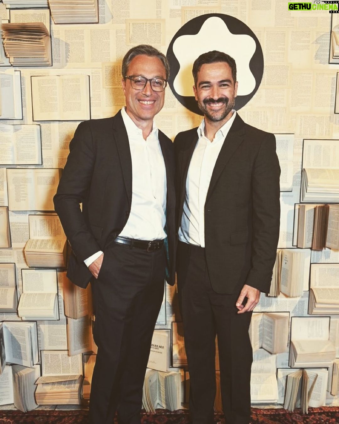 Alfonso Herrera Instagram - ¡Gracias @baretzkinicolas! ¡Gracias @montblanc! ¡Gracias querida @lore.ponceleon y @padegrandi! Feliz de hacer equipo. London, Unιted Kingdom