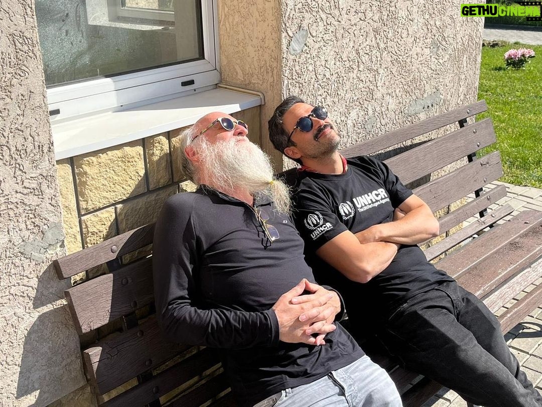 Alfonso Herrera Instagram - ☀️ Uzhhorod, Ukraine