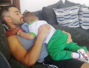 Alfonso Herrera Instagram - 🐒 Alguien tuvo su primer día de escuela.