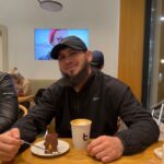 Ali Bagov Instagram - Наш Создатель, Наделяющий уделом, Управляющий делами,Оживляющий - у нас только Один Аллах, и нет никого подобному Ему. ☝🏼 Nalchik