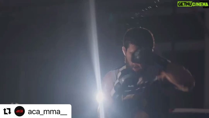 Ali Bagov Instagram - #Repost @aca_mma with @use.repost ・・・ @Ustar_Magomed 🆚 @Ali_Hulk_Bagov Два ветерана лиги устроят бескомпромиссный бой на заключительном турнире этого года #ACA150 🗓️23 декабря | ЦСКА арена 🔥 Moscow, Russia