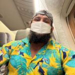 Ali Bagov Instagram - Улыбайся даже если в твоём сердце пусто..улыбайся, хоть в душе твоей печаль. Не думай что ты один(одна). Не смей сдаваться на проделанном пути, может ты уже почти у цели. Не падай духом преждевременно. Положись на своего Господа...главное не сойтись с правильного пути…✊🏻☝🏼#всехдостойныхбратьевобнял🫂 Phuket, Thailand