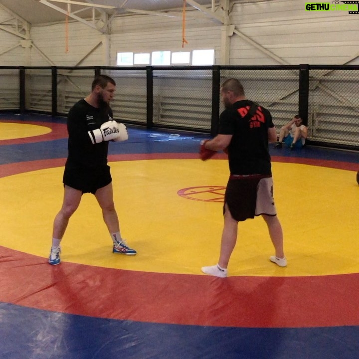 Ali Bagov Instagram - Имеет значение только то, что ты делаешь, а говорить можно все, что угодно ))#учеба