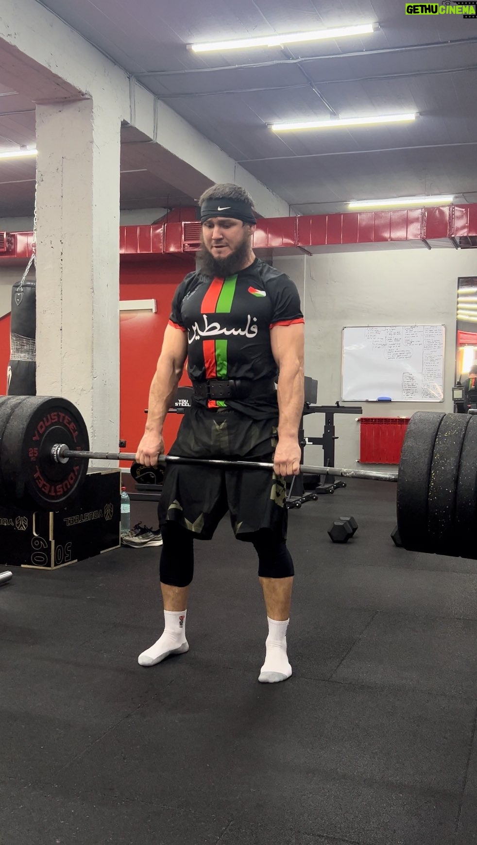Ali Bagov Instagram - Да, тяжело, вопросов нет, но это все потом окупится. Победитель - тот, кто идет ДО КОНЦА! @ali_hulk_bagov @abdulla__sportzone @abdurahman_gitinovasov
