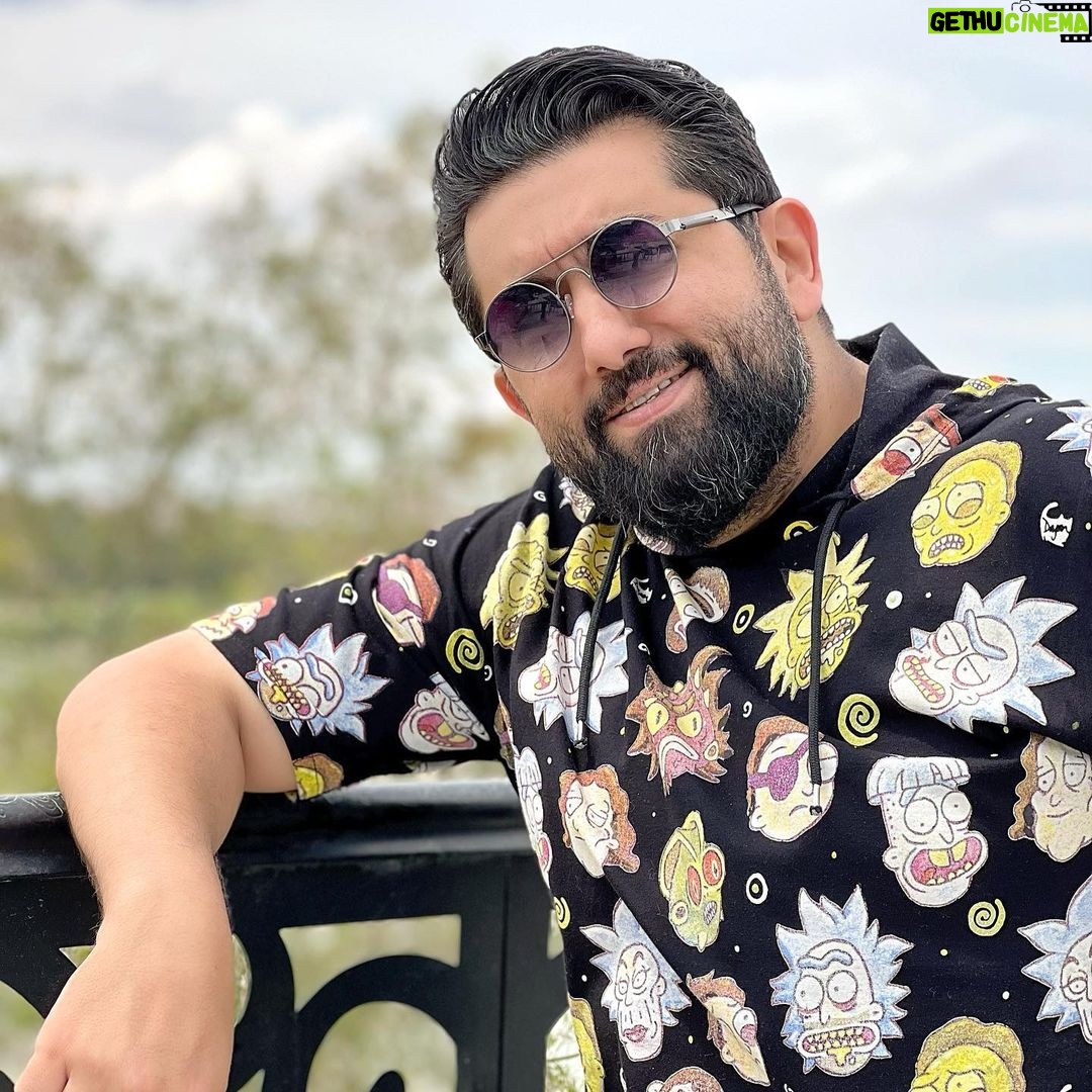 Ali Fadil Instagram - نهار العافية على قلوبكم 🌹