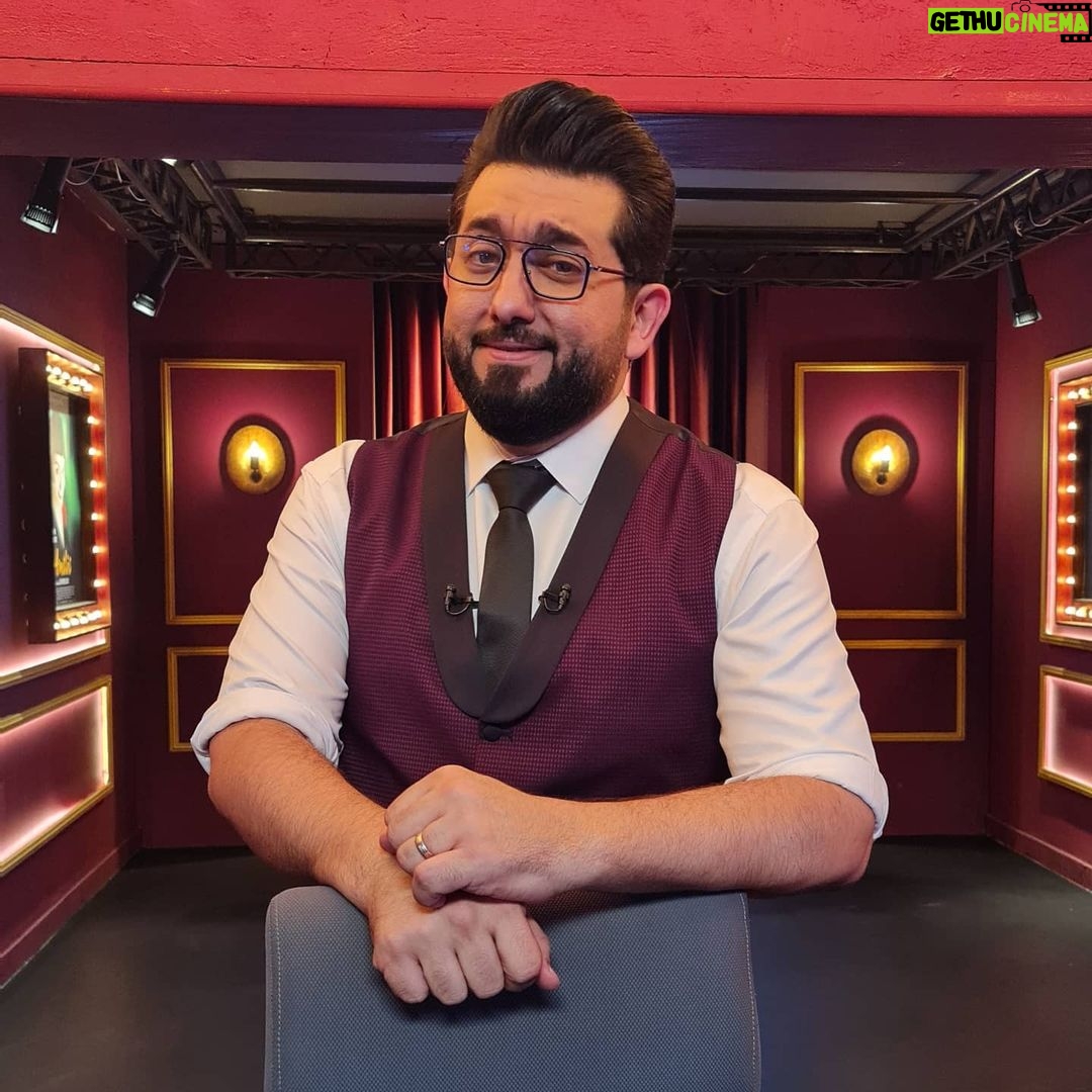 Ali Fadil Instagram - Group B عود هو لغته الثانية إنجليزية بالجيم