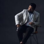Ali Fadil Instagram - لكل من يسير معي اقول له احذر ….. امامك مركبة طويلة ( تايروفسكي) اسف بس لازم وية الجلسة اكو عبارة رنانة حتى لو خريط الصور بعدسة الحبيب كرار @photokhana_studio