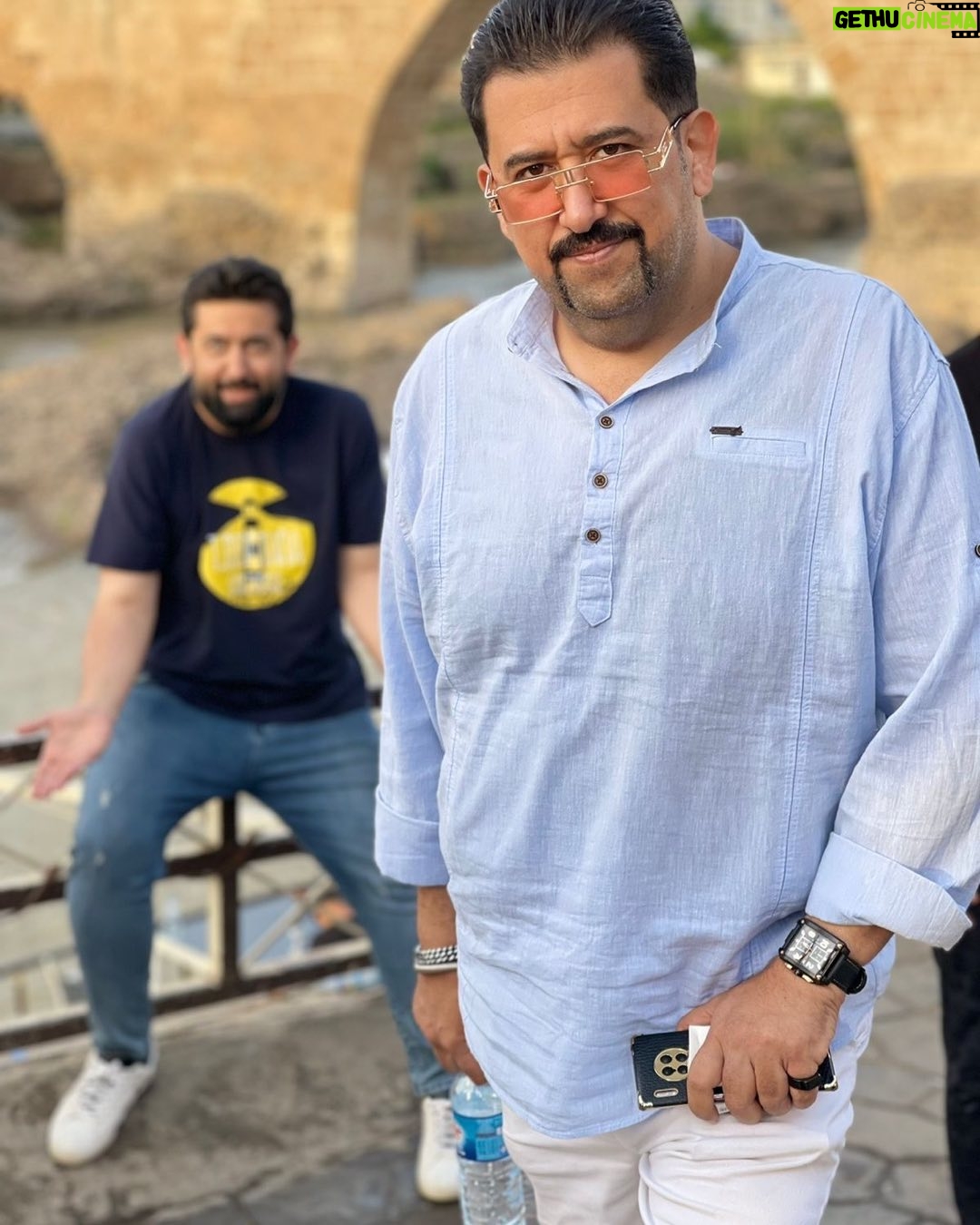 Ali Fadil Instagram - كل عام وانت بالف خير حبيبي واخي وسندي واللي نابص لي حتى بصوري ان شاء الله حبيبي ١٠٠٠ سنة بس اكو شغلة بقلبي باقية هي هذه دكة تجي وية ميسي بنفس اليوم @awosalhlfe
