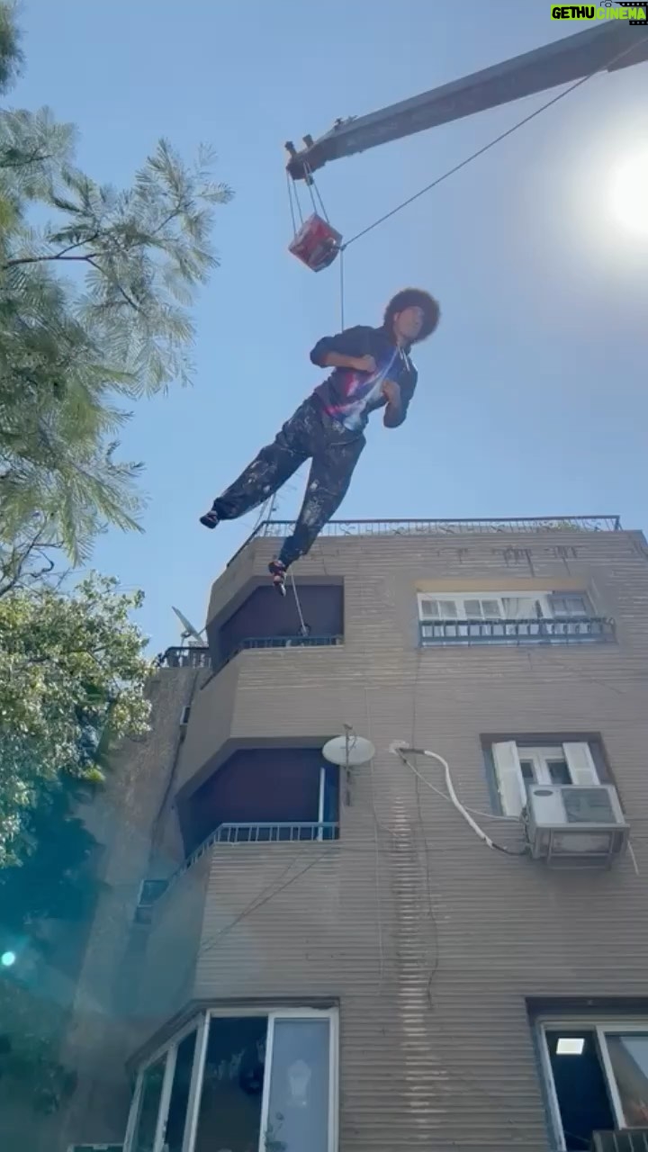 Ali Rabie Instagram - من كواليس فيلم #زومبي في كل سينمات مصر والوطن العربي ✌️💣 اجازه سعيده عليكم