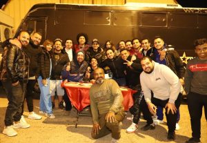 Ali Rabie Instagram - الحمد لله فركش فيلم زومبي  انتظرونا في العيد #زومبي #علي_ربيع @karimafifi1  @passantseyam @hagerahmed_official  @hamdymarghany @tamer_mounir20 @mahmoudameenn @waleedabulmagdofficial @amingamal5098 @amro_saladin @elsobkeymohamed @kareemelsobkeyofficial @ahmedelsoobky