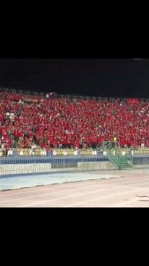 Ali Rabie Instagram - جمهور الاهلي بيغني اووووه سطلانه الله يباركلك @taher.taher97 😀😀😀😀 سطلانه اغنيه فيلم #بعد_الشر 😀😀😀 اوووه. كملو انتو بقي