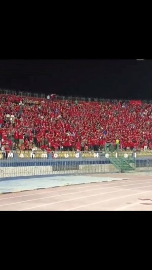 Ali Rabie Instagram - جمهور الاهلي بيغني اووووه سطلانه 
الله يباركلك @taher.taher97 😀😀😀😀
سطلانه اغنيه فيلم #بعد_الشر 😀😀😀
اوووه. كملو انتو بقي