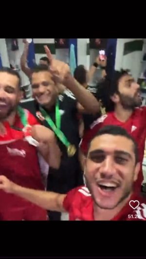 Ali Rabie Instagram - مبروووك يا اهلي  افرح يا اهلي 
سطلانه لنااا 😀  ابطال افريقيا 🏆
