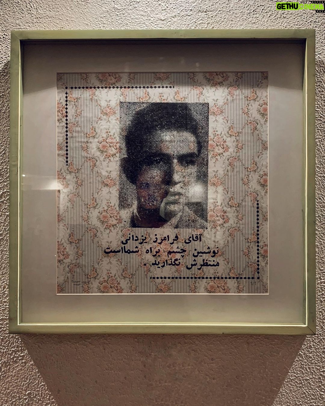 Ali Shadman Instagram - انتظار لا مکان است و لا زمان ... معلق و نامعلوم ! برای چیزی که بوده و شاید دیگر نیست، یا چیزی که نداری و می خواهی باشد ! انگار فرسایندهترین تجربهی «آدم» است ... . پ.ن : کار زیبای صابر عزیزم روی دیوار خانه تا همیشه .