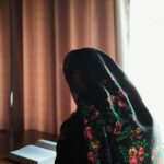Ali Shadman Instagram - بَر آسوده از رَنج روی تن دل زِ کین ؛ بَر آسوده از رَنج روی زمین ... . . بگردان حال ما را به نیکوترین حال ... نوروز پیروز 🌱 #مادر #ایران #فردوسی