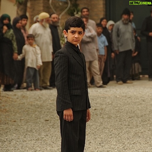 Ali Shadman - 520.4K Likes - رهی جانم
فرزند پویایِ ایران
تو دو سال از مهمترین سالهای عمرم رو جوری ساختی که تا همین امروز ، بعد از ۱۵ سال به تو عشق دارم …
عزیزِمن
تو در جهان واقعی هم ۱۵ سال درگیر افکارِ افرادی شدی که در قصه ات با آنها جنگیدی .
« سرزمینِ کهن »
بعد از پانزده سال بالاخره خداحافظ .
.
عکس از : @afra.mosaffa