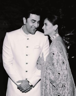Alia Bhatt Instagram - wholesome 🫶